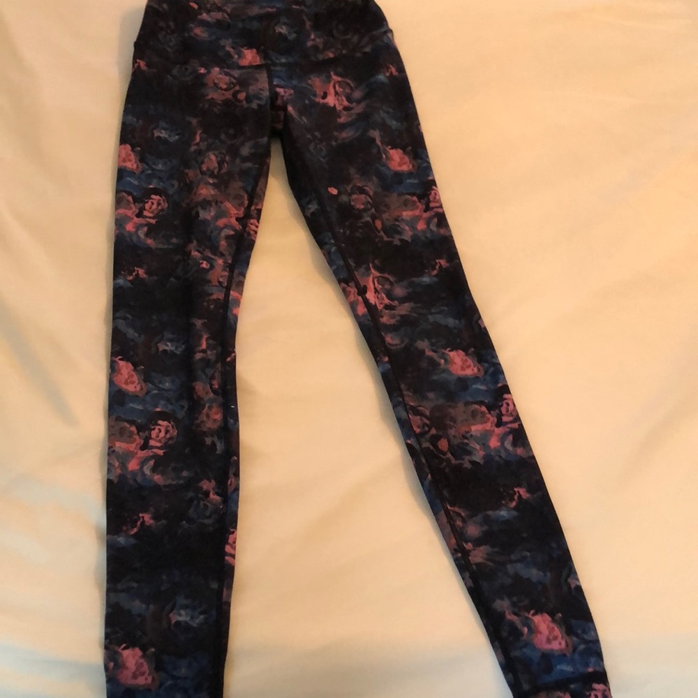 Lululemon pants